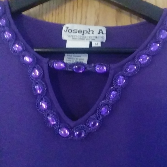 Very Pretty Top! NWOT! - Picture 2 of 4